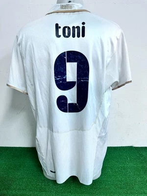 MAGLIA ITALIA TONI MATCH WORN INDOSSATA SHIRT JERSEY CAMISETA COA 2007/2008 - Immagine 1 di 4