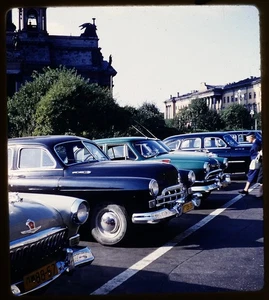 Cars St. Petersburg Leningrad Russia - 1959 Stereo Realist slide #1923 - Picture 1 of 3