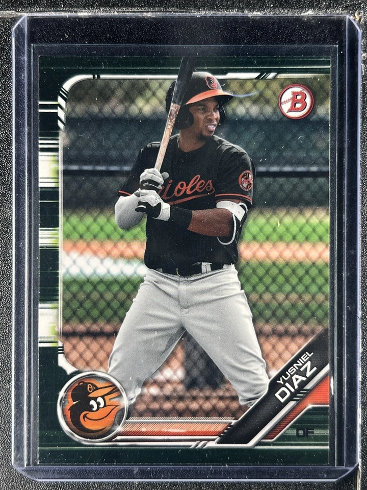 Diaz, Yusniel - 2019 Bowman Prospect - Camo - Image 1 of 1