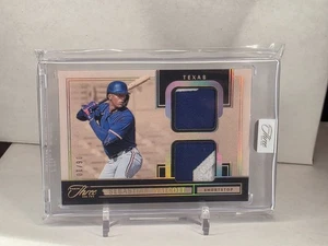 2025 Panini Three and Two Sebastian Walcott Prospect Dual Jerseys Gold /10 Texas - Picture 1 of 2