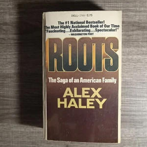 Roots The Saga of an American Family by Alex Haley Vintage 1977 Paperback Book - Picture 1 of 9