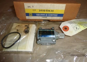 SQUARE D 31032-036-55 TURRET HEAD FOR LIMIT SWITCH 3103203655 NEW - Picture 1 of 2