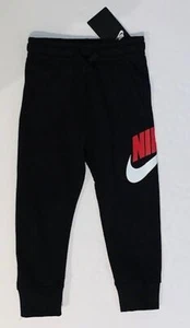 NWT Nike 4 Club Fleece Boy's Black Joggers Swoosh Logo 86G704 - Picture 1 of 2