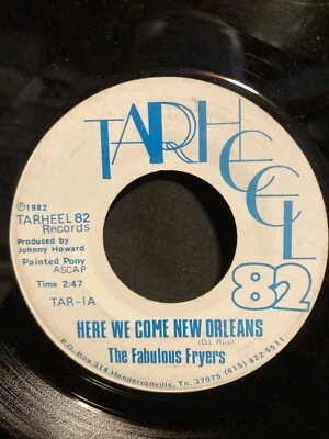 The Fabulous Fryers Here We Come New Orleans 82 Plays well has scuffs PET RESCUE Foto 1 de 2