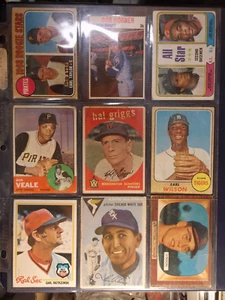 Vintage Baseball Card Lot - Picture 1 of 2