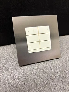 Crestron CLWI-KPLEX-W In-Wall Wireless Keypad 230V #3 - Picture 1 of 5