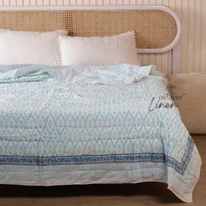 Reversible Cotton Quilt Ikat & Striped Pattern Soft Breathable Bedding Bedspread - Picture 1 of 10