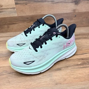 Hoka One One Clifton 9 grün pink Damengröße sportliche Laufschuhe - Bild 1 von 9