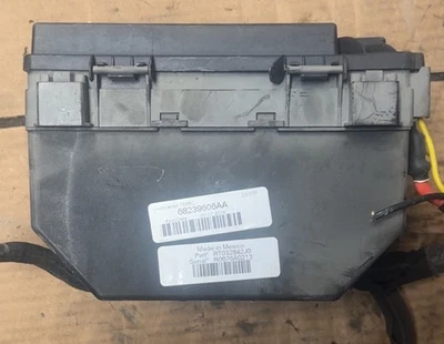 2015–2020 Dodge Grand Caravan/Town & Country –Fuse Box 68239606AA - Image 1 of 2