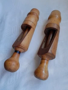 2x Alter Flaschen Verkorker Holz Handverkorker Antik - Bild 1 von 8