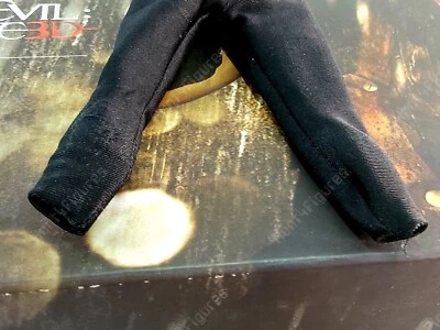 Hot Toys MMS139 Resident Evil Alice 1/6 动作人物裤子 - 必读  — 第 1/4 张图片