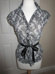 Sleeveless SHIRT - XXI - Black/White - Sheer - Juniors - Sz Medium - Picture 1 of 4
