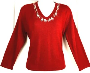 Charter Club Amore Red 100% Cashmere V Neck Sweater Medium Ivory Embroidery NWT - Picture 1 of 10