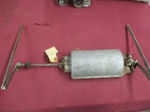 Abridor de ventana trasera Packard Taxi 1946-47 - Imagen 1 de 3