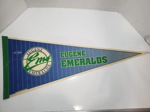 Imperfect - Northwest League Eugene Emeralds Vintage 1994 Team Logo Wimpel - Bild 1 von 13