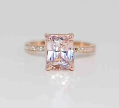 Anillo de compromiso de morganita natural y diamante corte esmeralda de 2,75 quilates oro rosa de 14 quilates 6 Foto 1 de 4