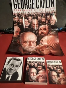 George Carlin Commemorative Collection (DVD) W/ Poster - Foto 1 di 8