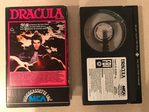 Dracula (BETA, 1980/1986, MCA Rainbow) Frank Langella, Laurence Oliver - Bild 1 von 3