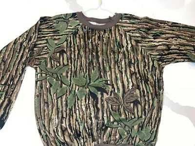 REALTREE CAMOUFLAGE TREE LEAVES THERMAL COLD WEATHER  LS SHIRT HUNTING MEDIUM - Image 1 of 4