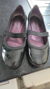 CLARKS Hallo Star Black Patent Elasticated Mary-Jane Pumps UK 4D - Picture 1 of 4