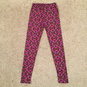 LuLaRoe Leggings Einheitsgröße Betriebssystem lila geometrisch Neu ohne Etikett - Bild 1 von 10