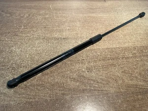 Seat Ibiza 6F 2018 Tailgate Gas Strut 6F0827550 Free Delivery!!! #3.2 - Picture 1 of 6