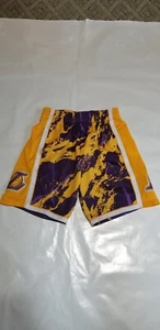 NWT MEN'S AUTHENTIC MITCHELL&NESS MARBLE L.A. LAKERS SWINGMAN SHORTS XL - Picture 1 of 7