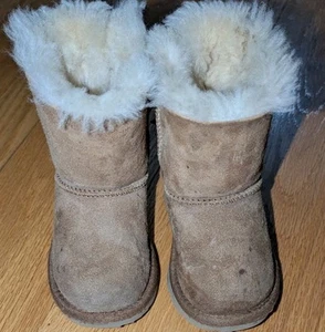 UGG BOOTS Kleinkind 7 - Bild 1 von 6