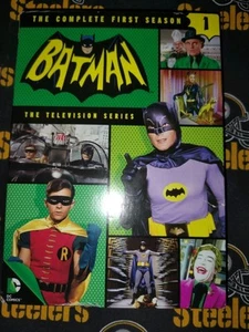 Batman: The Complete First Season (5-DVD Set) Adam West TV Series - Foto 1 di 2
