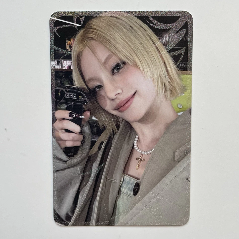 Itzy Tunnel Vision Official Yeji Photo Projection Ver Special Photocard - Image 1 of 1