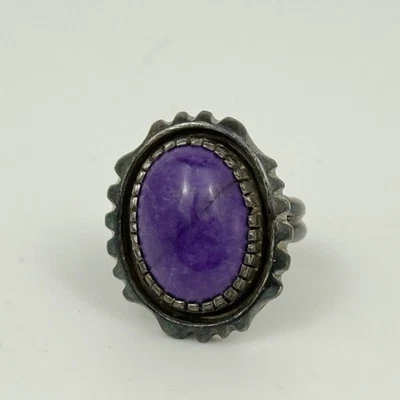 Vintage Native American 925 Sterling Silver Sugilite Ring, Size 4 - Image 1 of 4