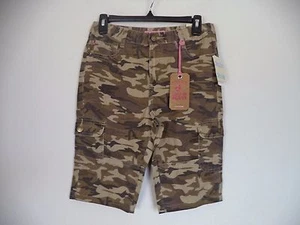 Girl's Camo Zanadi Shorts. Size 10 1/2 Plus. 7 Pockets. - Picture 1 of 9