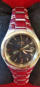 Citizen Eco drive E010-K003156 Japan Solar Ladies Watch - Picture 1 of 8