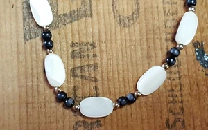 Glass White Pearly Bead 18" Necklace black gold s32-pb26bx1-11 - Picture 1 of 5