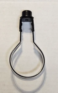 Arpa de bombilla con clip negro convierte pantalla tipo arandela para caber en bombilla 14BKJB - Imagen 1 de 5