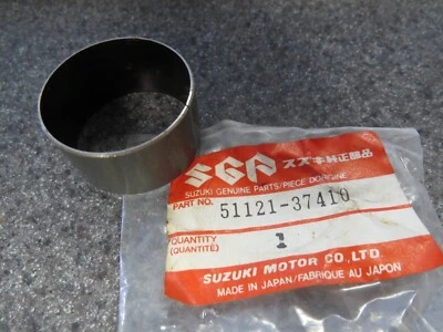 Nuevo de Lote Antiguo Suzuki Slide Horquilla Delantera Metal 1981 SP500 82-83 DR250 DR500 51121-37410 Foto 1 de 4