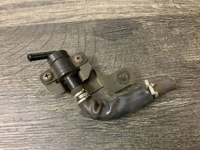 Válvula de respiración Suzuki GSXR750 GSXR600 GSXR1000 GZ250 Katana 600 750 Hayabusa OEM Foto 1 de 3
