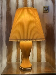 Vintage Pair Of MCM Twisted Orange Ceramic Table Lamps Set - Picture 1 of 4