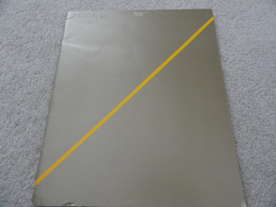 1985 Volvo all 740 and 760 Models Sales Brochure Foto 1 de 1