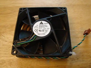 DELTA AUB0912VH 92X92X25MM DC12V 0.6A 4PIN PWM Chassis Cooling Fan With Grille - Picture 1 of 10