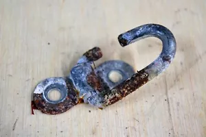 Toyota - Land Cruiser - FJ62 - Rear Cargo Area Cargo Tie Down Point - Picture 1 of 2