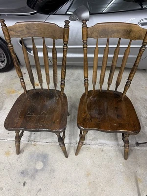 Лот из 2 красивых стульев для столовой Ethan Allen Old Tavern Pine Collection B. - Изображение 1 из 4