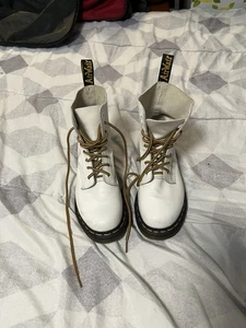 Doc Martens 1460 Damen-Schnürstiefel Glattleder Combat weiß Größe 5 - Bild 1 von 7