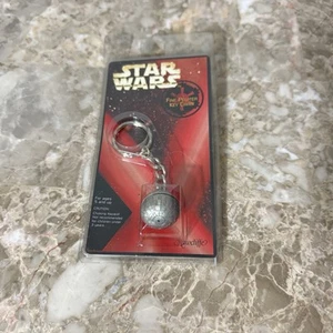Portachiavi Star Wars Rawcliffe peltro fine Morte Nera vintage nuovo - Foto 1 di 3