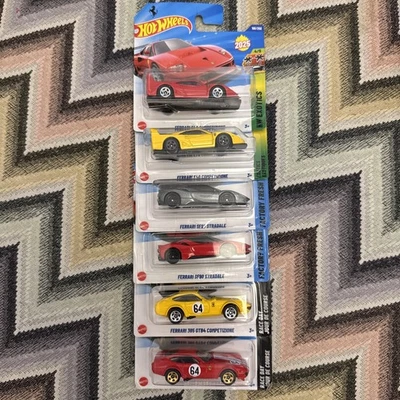 Collezione 6 auto Ferrari scala 1:64 Hot Wheels - Immagine 1 di 2