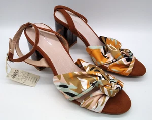 Monsoon Wildleder-Sandalen mit Absatz und Knoten im Schal-Stil. 3" Heels. UK Größe 6. Neu mit Etikett - Bild 1 von 12