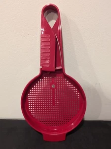 Herramienta para hornear flores de azúcar Tupperware Sifter rojo alimentado - Imagen 1 de 2