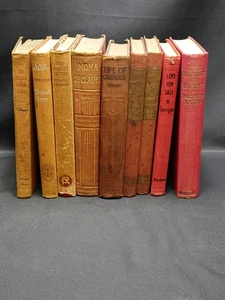 9 Vintage Book Bundle Hardback Books Collection Job Lot Bookcase - Imagen 1 de 11