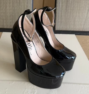 SO ME WOMEN'S SHOES. SIZE: 5.5 BLACK PATENT LEATHER HIGH BLOCK HEELS ANKLE STRAP - Picture 1 of 7