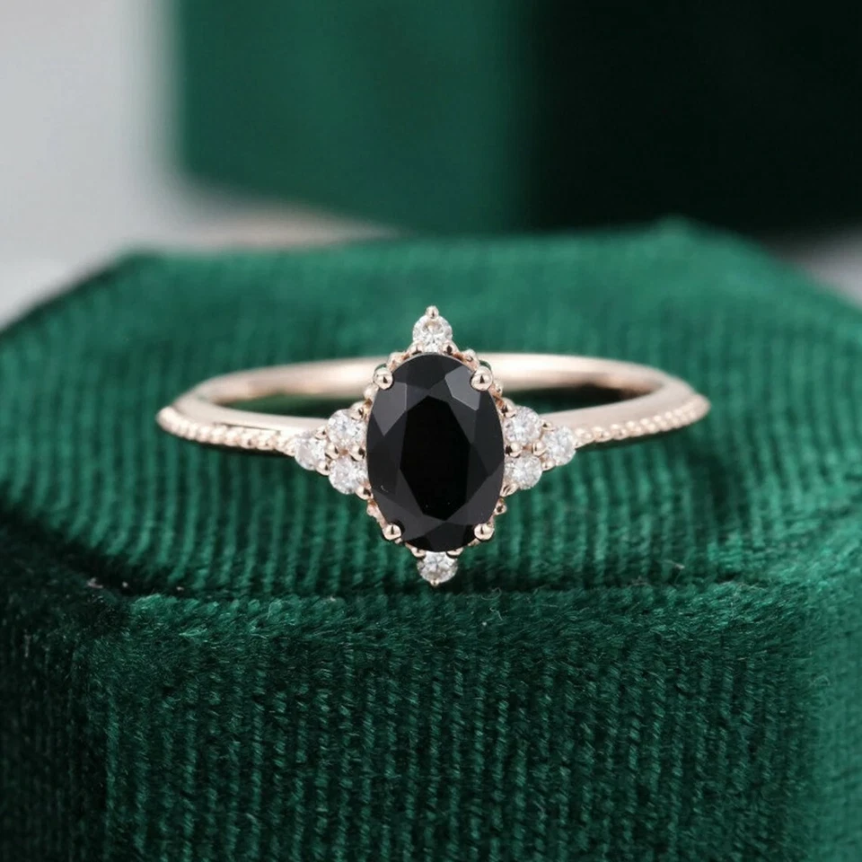 2 克拉椭圆形黑色模拟钻石单颗订婚戒指 14K 镀玫瑰金 — 第 1/4 张图片